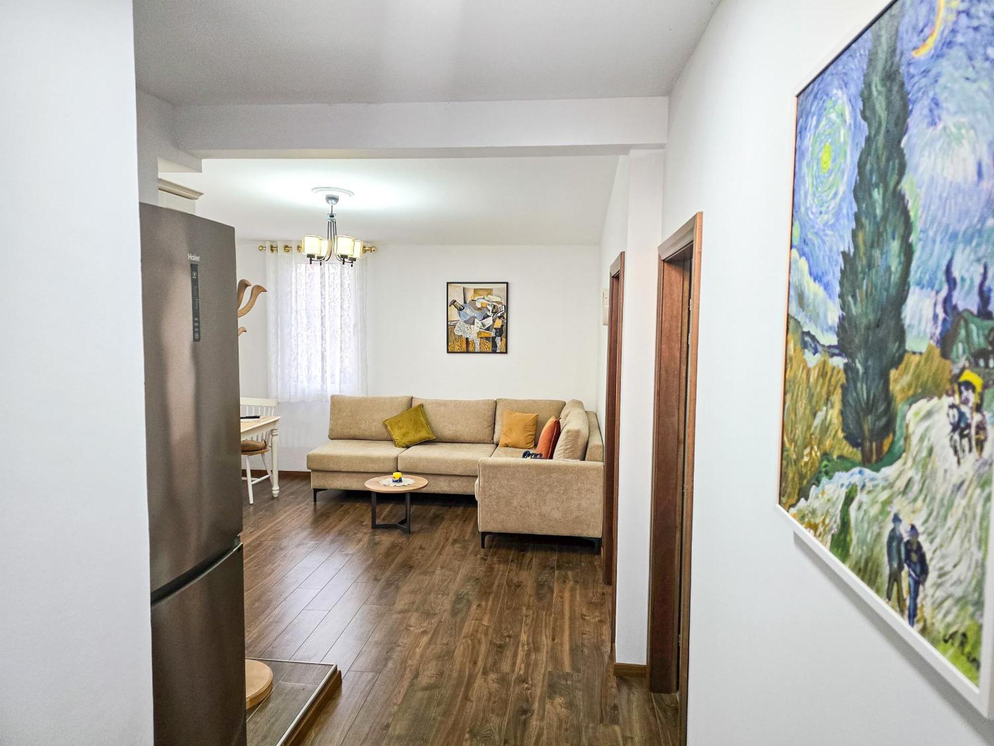 Lake Park 2Br Apartment Tirana Bagian luar foto
